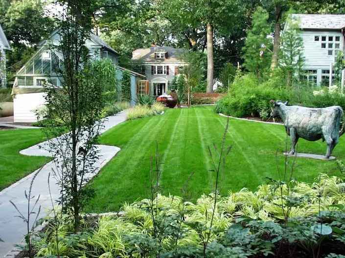The Mountsier Garden yard.